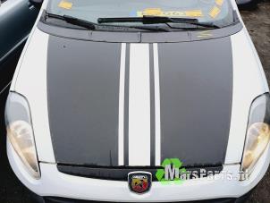 Usagé Capot Fiat Punto 1.4 16V Prix € 100,00 Règlement à la marge proposé par Autodemontagebedrijf De Mars