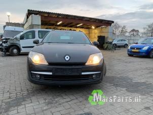 Używane Pas bezpieczenstwa lewy przód Renault Laguna III Estate (KT) 2.0 dCi 16V 150 Cena € 80,00 Procedura marży oferowane przez Autodemontagebedrijf De Mars