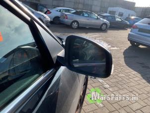 Used Wing mirror, right Renault Laguna III Estate (KT) 2.0 dCi 16V 150 Price € 100,00 Margin scheme offered by Autodemontagebedrijf De Mars