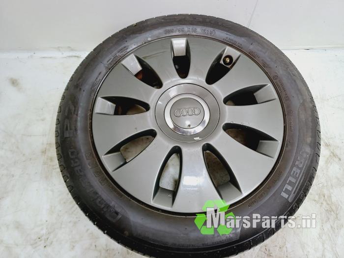 Set of wheels + tyres from a Audi A3 (8P1) 1.6 2005