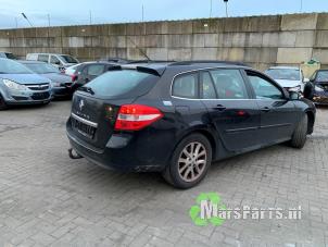 Used Rear side panel, right Renault Laguna III Estate (KT) 2.0 dCi 16V 150 Price on request offered by Autodemontagebedrijf De Mars