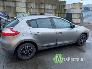 Used Style, middle right Renault Megane III Berline (BZ) 1.6 16V Price on request offered by Autodemontagebedrijf De Mars