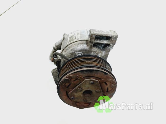 Usagé Compresseur de clim Smart Forfour (453) 1.0 12V Prix € 67,50 Règlement à la marge proposé par Autodemontagebedrijf De Mars