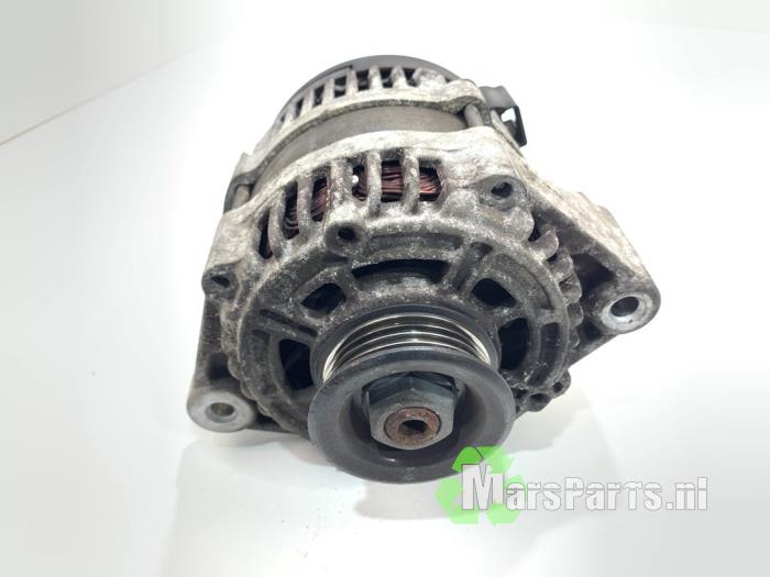 Begagnade Dynamo Chevrolet Spark (M300) 1.0 16V Bifuel Pris € 25,00 Marginaltabell erbjuds av Autodemontagebedrijf De Mars