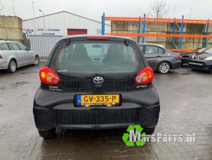 Gebrauchte Hinterachse Vorderradantrieb Toyota Aygo (B10) 1.0 12V VVT-i Preis € 100,00 Margenregelung angeboten von Autodemontagebedrijf De Mars