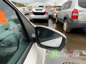 Gebrauchte Außenspiegel rechts Volkswagen Polo V (6R) 1.6 TDI 16V 90 Preis € 50,00 Margenregelung angeboten von Autodemontagebedrijf De Mars