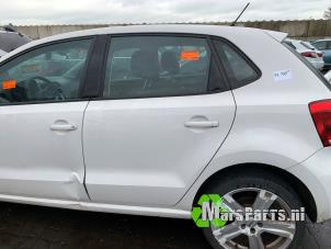 Used Rear door 4-door, left Volkswagen Polo V (6R) 1.6 TDI 16V 90 Price € 200,00 Margin scheme offered by Autodemontagebedrijf De Mars