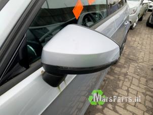 Used Wing mirror, left Audi A3 Sportback (8VA/8VF) 1.6 TDI 16V Price € 100,00 Margin scheme offered by Autodemontagebedrijf De Mars