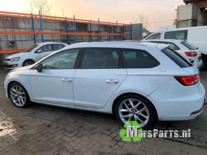 Used Rear strip, left Seat Leon ST (5FF) 1.4 TSI ACT 16V Price on request offered by Autodemontagebedrijf De Mars
