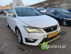 Used Roof Seat Leon ST (5FF) 1.4 TSI ACT 16V Price on request offered by Autodemontagebedrijf De Mars