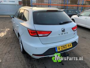 Used Rear side panel, right Seat Leon ST (5FF) 1.4 TSI ACT 16V Price on request offered by Autodemontagebedrijf De Mars
