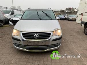 Used Metal cutting part right front Volkswagen Touran (1T1/T2) 2.0 TDI DPF Price on request offered by Autodemontagebedrijf De Mars