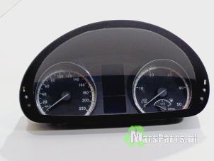 Used Odometer KM Mercedes Vito (639.6) 2.2 113 CDI 16V Euro 5 Price € 125,00 Margin scheme offered by Autodemontagebedrijf De Mars