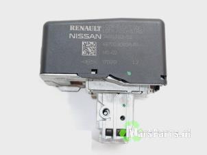 Usagé Serrure de contact électronique Renault Clio V (RJAB) 1.3 TCe 130 16V Prix € 100,00 Règlement à la marge proposé par Autodemontagebedrijf De Mars
