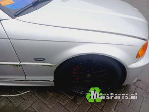 Used Front wing, right BMW 3 serie (E46/2) 325 Ci 24V Price € 150,00 Margin scheme offered by Autodemontagebedrijf De Mars