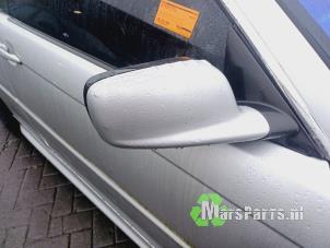 Używane Lusterko zewnetrzne prawe BMW 3 serie (E46/2) 325 Ci 24V Cena € 175,00 Procedura marży oferowane przez Autodemontagebedrijf De Mars