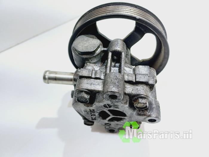 Power steering pump Dodge Caliber 1.8 16V - 5105048AA EBA KYB