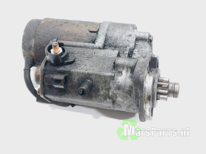 Begagnade Startmotor Hyundai Sonata 2.0 CRDI VGT 16V Pris € 25,00 Marginaltabell erbjuds av Autodemontagebedrijf De Mars