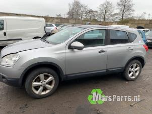 Used Sill, left Nissan Qashqai (J10) 1.5 dCi Price on request offered by Autodemontagebedrijf De Mars