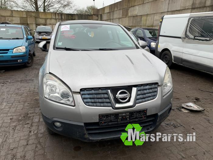 Style, right from a Nissan Qashqai (J10) 1.5 dCi 2009