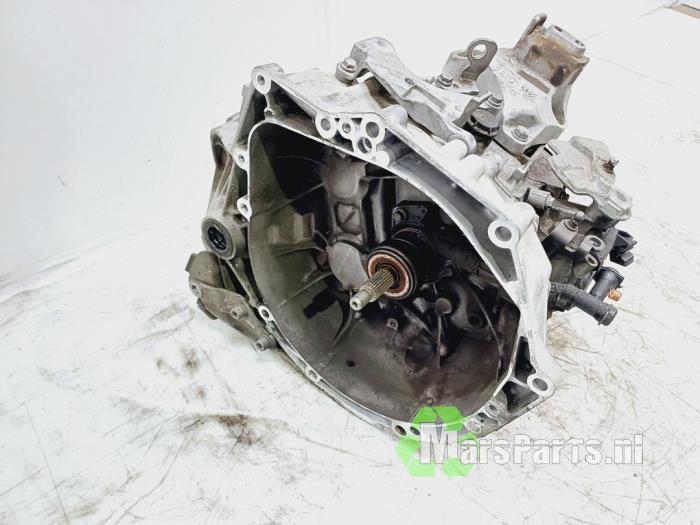 Getriebe van een Peugeot 308 (L3/L8/LB/LH/LP) 1.6 16V THP 2014
