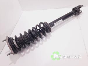 Used Front shock absorber rod, right Mercedes E (W213) E-220d 2.0 Turbo 16V Price € 120,00 Margin scheme offered by Autodemontagebedrijf De Mars