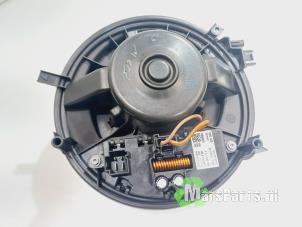 Used Heating and ventilation fan motor Skoda Octavia Combi (5EAC) 1.6 TDI GreenTec 16V Price € 60,00 Margin scheme offered by Autodemontagebedrijf De Mars