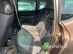 Used Rear seatbelt, left Peugeot 3008 I (0U/HU) 2.0 HYbrid4 16V Price € 40,00 Margin scheme offered by Autodemontagebedrijf De Mars
