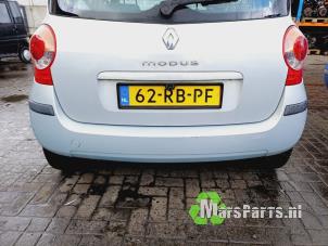 Usagé Pare-chocs arrière Renault Modus/Grand Modus (JP) 1.6 16V Prix € 100,00 Règlement à la marge proposé par Autodemontagebedrijf De Mars