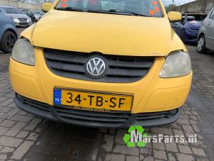 Used Front bumper Volkswagen Fox (5Z) 1.4 16V Price € 100,00 Margin scheme offered by Autodemontagebedrijf De Mars