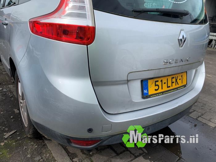 Rear bumper from a Renault Grand Scénic III (JZ) 1.4 16V TCe 130 2010