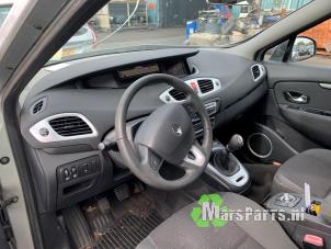 Used Airbag set + dashboard Renault Grand Scénic III (JZ) 1.4 16V TCe 130 Price € 300,00 Margin scheme offered by Autodemontagebedrijf De Mars