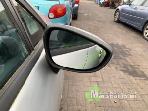 Used Wing mirror, right Ford Fiesta 6 (JA8) 1.25 16V Price € 50,00 Margin scheme offered by Autodemontagebedrijf De Mars