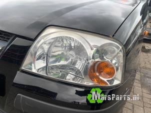 Used Headlight, left Hyundai Atos 1.1 12V Price € 40,00 Margin scheme offered by Autodemontagebedrijf De Mars