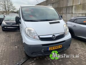 Used Sill, right Opel Vivaro 2.0 CDTI Price on request offered by Autodemontagebedrijf De Mars