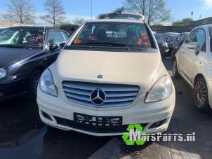 Used Roof Mercedes B (W245,242) 2.0 B-180 CDI 16V Price on request offered by Autodemontagebedrijf De Mars