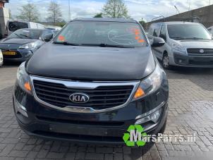 Usagé Coin de carrosserie avant droit Kia Sportage (SL) 2.0 CRDi 16V VGT 4x2 Prix sur demande proposé par Autodemontagebedrijf De Mars