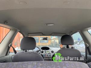 Używane Podsufitka Toyota Yaris (P1) 1.3 16V VVT-i Cena € 80,00 Procedura marży oferowane przez Autodemontagebedrijf De Mars