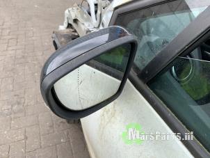 Gebrauchte Außenspiegel links Renault Clio IV (5R) 1.5 Energy dCi 90 FAP Preis auf Anfrage angeboten von Autodemontagebedrijf De Mars