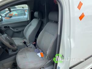 Gebrauchte Sicherheitsgurt links vorne Volkswagen Caddy III (2KA,2KH,2CA,2CH) 2.0 SDI Preis € 50,00 Margenregelung angeboten von Autodemontagebedrijf De Mars
