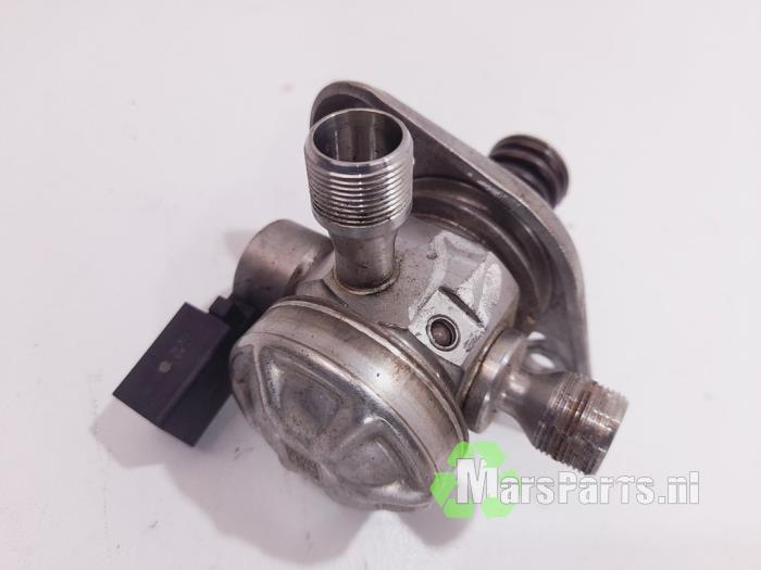 Usagé Pompe haute pression Hyundai i10 (F5) 1.1 CRDi VGT 12V Prix € 90,00 Règlement à la marge proposé par Autodemontagebedrijf De Mars