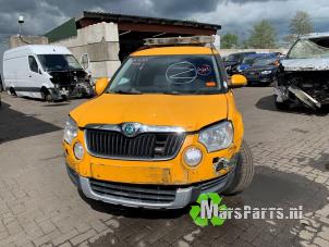 Used Sill, right Skoda Yeti (5LAC) 2.0 TDI 16V 4x4 Price on request offered by Autodemontagebedrijf De Mars