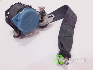 Used Rear seatbelt, left Kia Picanto (TA) 1.0 12V Price € 25,00 Margin scheme offered by Autodemontagebedrijf De Mars