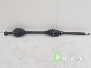 Used Front drive shaft, right Peugeot Boxer (U9) 2.2 HDi 100 Euro 4 Price € 80,00 Margin scheme offered by Autodemontagebedrijf De Mars
