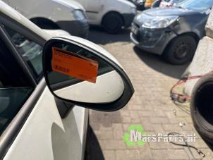 Usagé Rétroviseur extérieur droit Seat Ibiza IV (6J5) 1.2 TDI Ecomotive Prix € 50,00 Règlement à la marge proposé par Autodemontagebedrijf De Mars