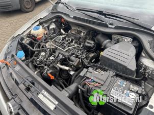 Używane Pompa klimatyzacji Volkswagen Polo V (6R) 1.2 TDI 12V BlueMotion Cena € 65,00 Procedura marży oferowane przez Autodemontagebedrijf De Mars