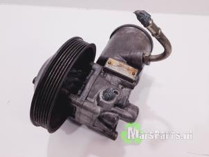 Usagé Pompe de direction Mercedes G (460) 240 GD Prix sur demande proposé par Autodemontagebedrijf De Mars