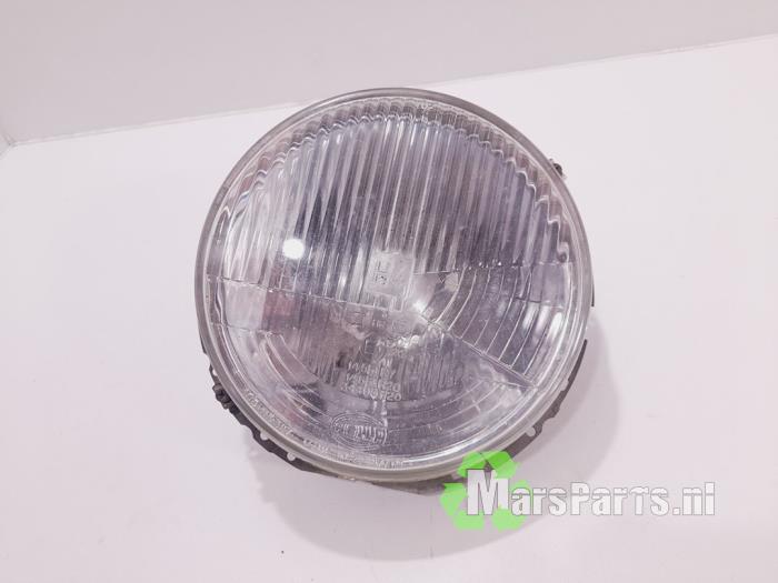 Używane Reflektor lewy Mercedes G (460) 240 GD Cena na żądanie oferowane przez Autodemontagebedrijf De Mars