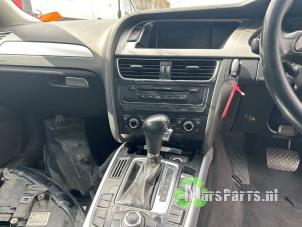 Used Navigation display Audi A4 (B8) 2.7 TDI V6 24V Price € 100,00 Margin scheme offered by Autodemontagebedrijf De Mars