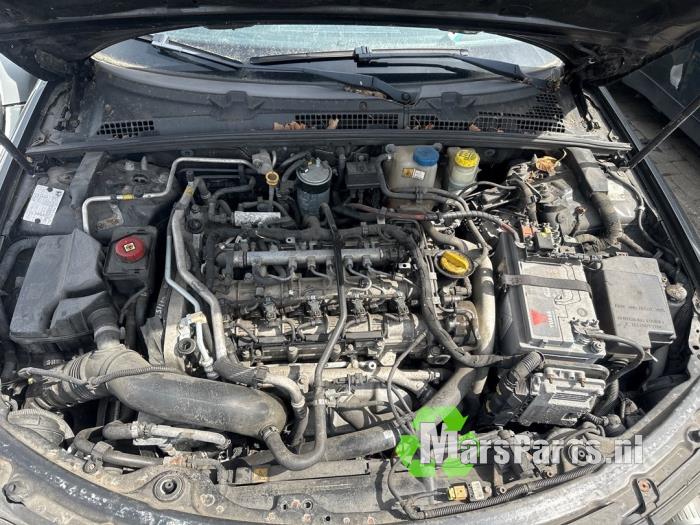 Motor from a Alfa Romeo 159 Sportwagon (939BX) 2.4 JTDm 20V 2007